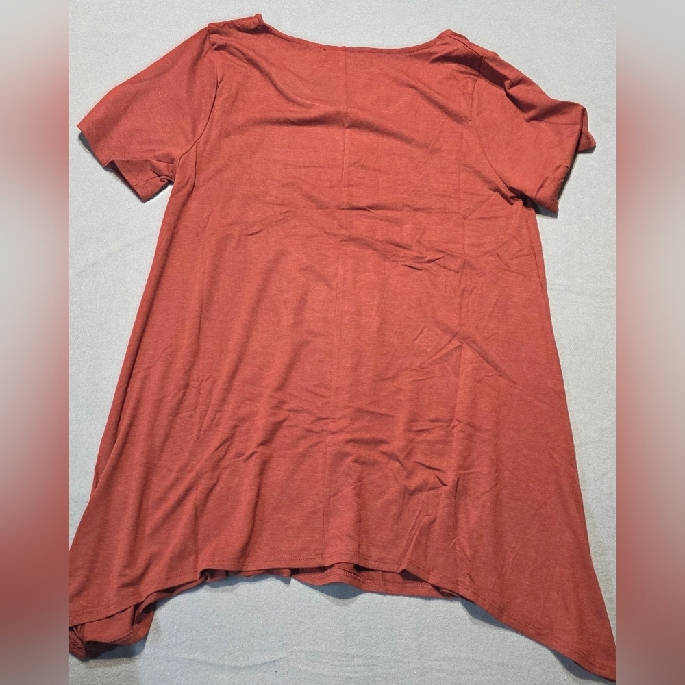 Zenana New In Poly Bag Rust Short Sleeve Women's Top Large PTP 24 - Picture 3 of 5